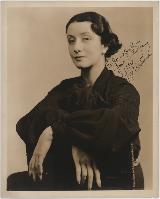 Lot 865 Lynn Fontanne Signed Photograph