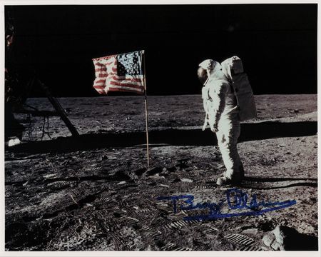 Lot #508 Buzz Aldrin Signed Photograph