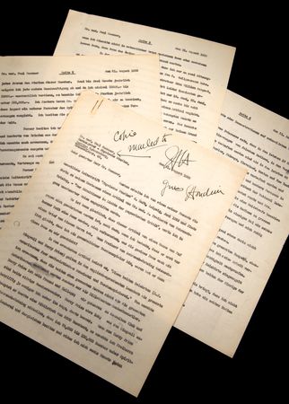 Lot #806 Harry Houdini Twice-Signed Typed Carbon