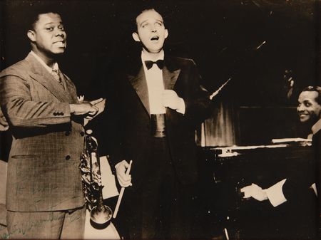 Lot #715 Louis Armstrong Signed Photograph - Image 2