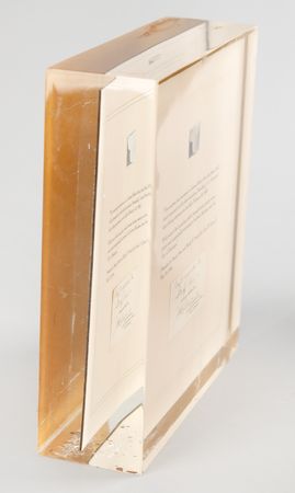 Lot #545 Friendship 7: Atlas 109D Flown Metal Fragment Display with Presentation Card Signed by John Glenn - Image 4