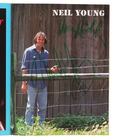 Lot #675 Live Aid USA Multi-Signed (75+) Program with Bob Dylan, Led Zeppelin, Rolling Stones, Black Sabbath, Eric Clapton, Madonna, Tom Petty, and More - Image 10