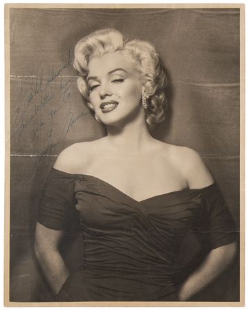 Lot #549 Marilyn Monroe Oversized Signed Photograph by Frank Powolny - Image 1
