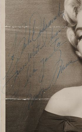 Lot #549 Marilyn Monroe Oversized Signed Photograph by Frank Powolny - Image 2