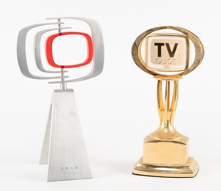 Lot #581 Everybody Loves Raymond: Doris Roberts (2) Television Awards - 2000 TV Guide Award and 2010 TV Land Award - Image 2