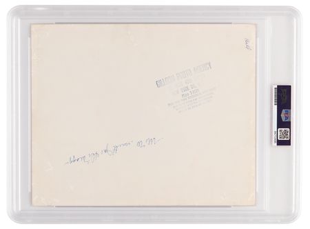 Lot #618 Marilyn Monroe and Joe DiMaggio Original Photograph - PSA Type I - Image 2