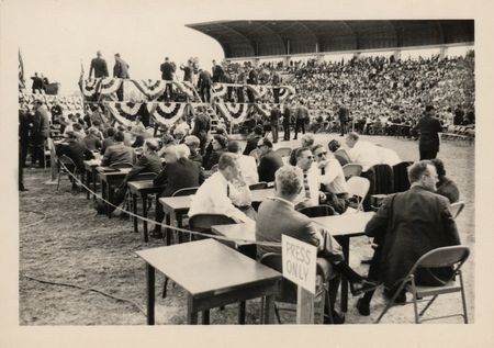 Lot #44 John F. Kennedy (10) Original Vintage Candid Photographs from His 1963 Visit to Tampa - Image 5