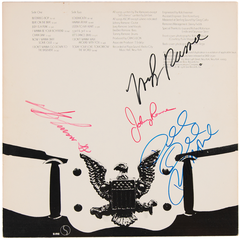 Lot 3566 The Ramones Signed Album - Ramones