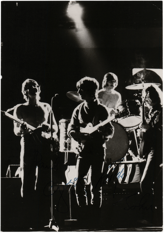 Lot 3144 Beatles 1968 Fan Club Promotional Card