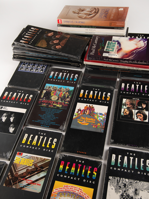 Lot 3120 Beatles (30) Long Box Compact Discs