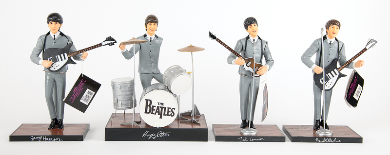 Lot 3137 Beatles (4) 1991 Figurine Dolls by Hamilton Gifts