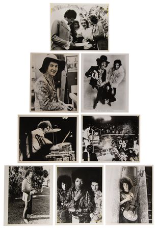 Lot #3231 Jimi Hendrix Experience Original 1969 Reprise Records Promotional Press Kit - Image 4