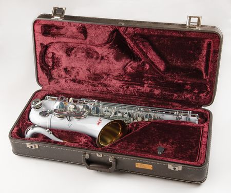 Lot #3469 Clarence Clemons Personally-Owned and -Used L.A. Sax Tenor Saxophone - Image 8
