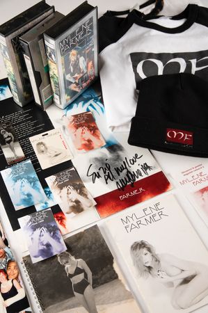 Lot #3675 Mylene Farmer 1996 France Tour Ephemera Collection - From the Collection of Susie Davis - Image 1