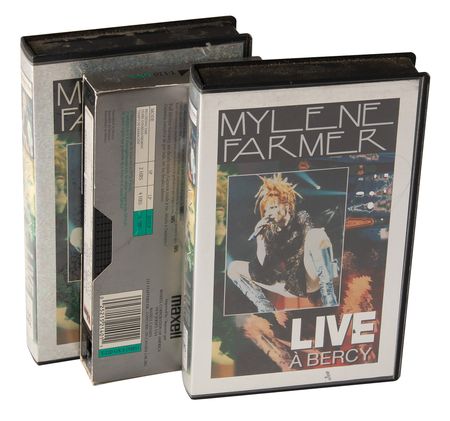 Lot #3675 Mylene Farmer 1996 France Tour Ephemera Collection - From the Collection of Susie Davis - Image 10