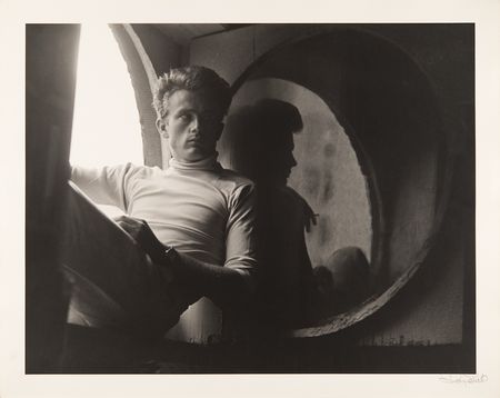Lot #564 James Dean Oversized Original Photograph by Roy Schatt - Image 1