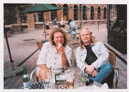 Lot #478 Led Zeppelin: Robert Plant Signed '1979 Knebworth Festival' Program - Image 2