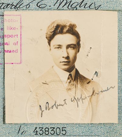 Lot #113 Robert Oppenheimer Historic Twice-Signed U.S. Passport (1924) - The 20-Year-Old Harvard Graduate Travels to Europe to Start His Pivotal Studies at Cambridge and Göttingen - Image 4