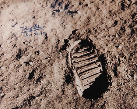 Lot #195 Buzz Aldrin Signed Oversized Photograph - Image 2