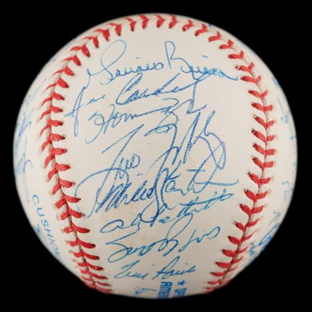 Lot #679 NY Yankees: 1998 Team-Signed Baseball - Image 5