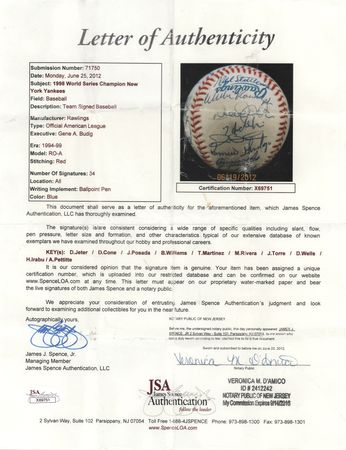 Lot #679 NY Yankees: 1998 Team-Signed Baseball - Image 7
