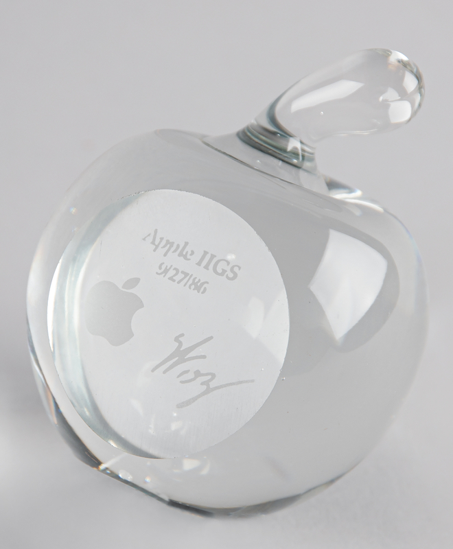 Lot 6134 Apple IIGS Developer 'Crystal Apple' Award
