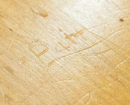 Lot #6010 Steve Jobs Bedroom Desk from the 'Apple Garage' Property - Image 12