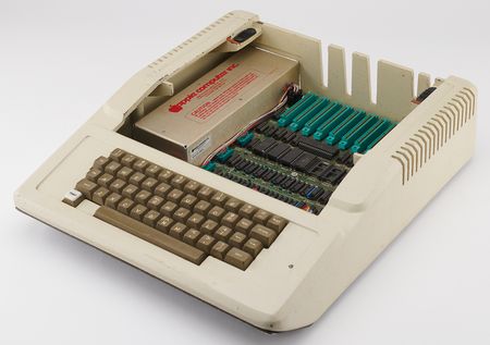 Lot #6044 Apple II Computer with Early Rev. 0 Board (Serial No. A2S1-0279) - Image 2