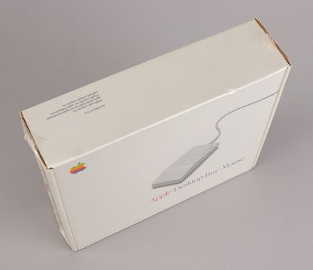 Lot #6065 Apple Desktop Bus Mouse (Sealed) - Image 3