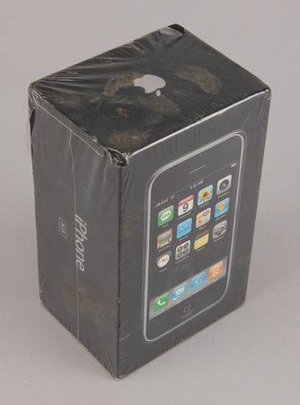 Lot #6091 Apple iPhone (First Generation, Sealed - 8GB) - Image 4