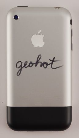 Lot #6088 Apple iPhone (1st Generation, 4GB), Jailbroken by Hacker Geohot - Image 4