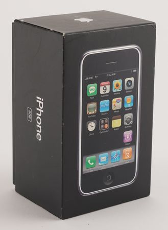 Lot #6088 Apple iPhone (1st Generation, 4GB), Jailbroken by Hacker Geohot - Image 5