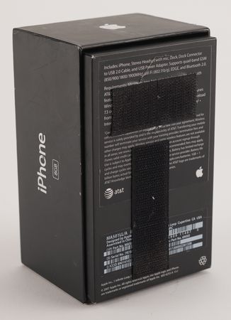 Lot #6088 Apple iPhone (1st Generation, 4GB), Jailbroken by Hacker Geohot - Image 6