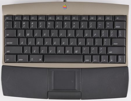 Lot #6068 Apple Twentieth Anniversary Macintosh (TAM) - Image 5