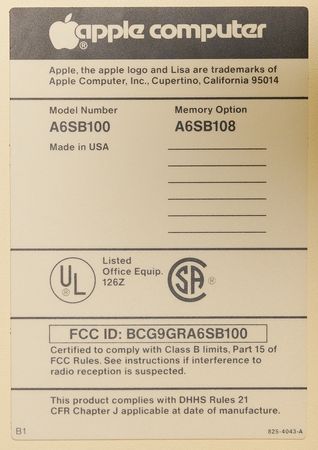 Lot #6059 Apple Lisa Computer with 'Twiggy' Drives, ProFile Hard Drive, Manuals, and Printer - Image 16