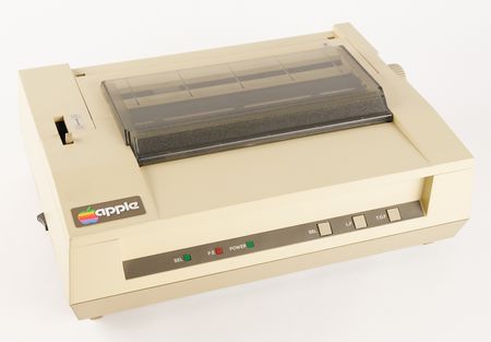 Lot #6059 Apple Lisa Computer with 'Twiggy' Drives, ProFile Hard Drive, Manuals, and Printer - Image 3