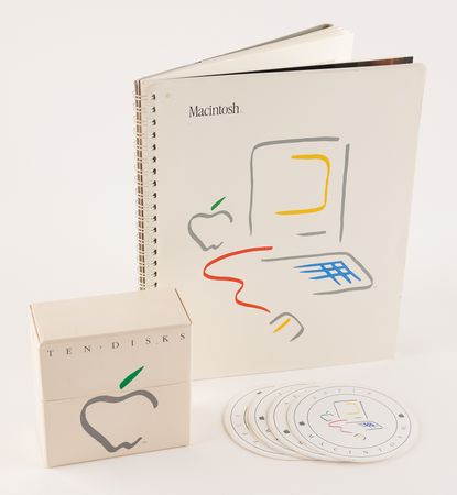 Lot #6125 Apple Macintosh Lot of (17) Promotional Launch Items - Image 2