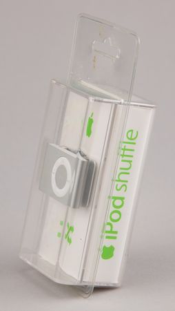 Lot #6087 Apple iPod Shuffle (2nd Generation, Sealed - 1GB) - Image 5