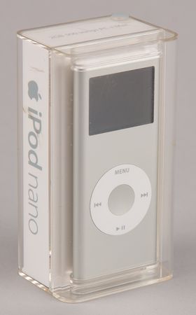 Lot #6085 Apple iPod Nano (2nd Generation, Sealed - 2GB) - Image 1