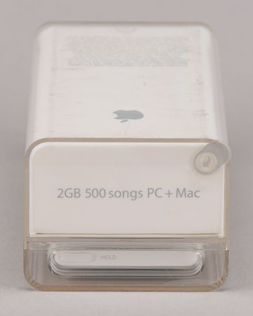Lot #6085 Apple iPod Nano (2nd Generation, Sealed - 2GB) - Image 4