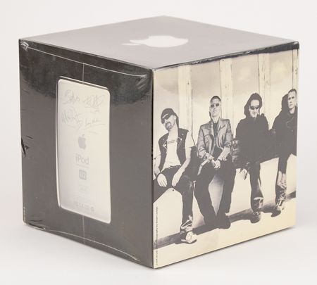 Lot #6077 Apple iPod U2 Special Edition (2004, Sealed - 20GB) - Image 2