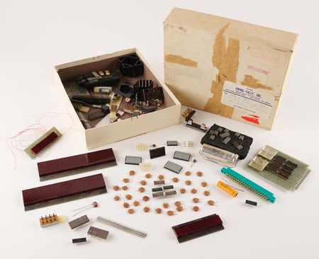 Lot #6007 Steve Jobs Personally-Owned Apple-1