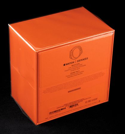 Lot #6101 Apple Watch Hermes Series 0 (Steel, 38 mm - Sealed) - Image 2