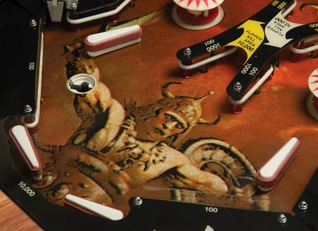 Lot #6193 Viza: WAR Pinball Machine (1978) - Fully Functional - Image 5