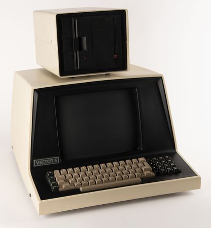 Lot #6178 Vector Graphic 3 Computer with External Floppy Disk Drive - Image 2
