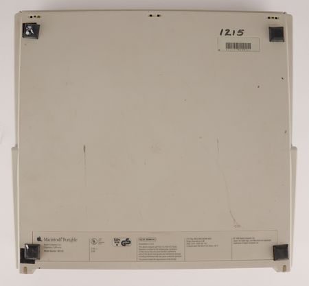 Lot #6066 Apple Macintosh Portable - Backlit Model (M5126) - Image 6