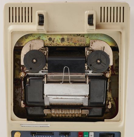 Lot #6168 UniCom Systems 141P Calculator, Featuring an Intel 4004 - Intel's First Microprocessor - Image 4