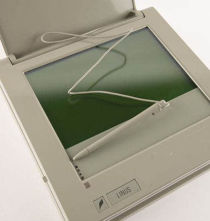 Lot #6188 Linus Write-Top Early Tablet Computer (c. 1988) - Image 6