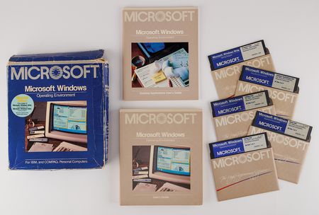 Lot #6167 Bill Gates Signed ?User?s Guide? for Microsoft Windows 1.0 - Obtained at the 1985 COMDEX Convention - Image 3