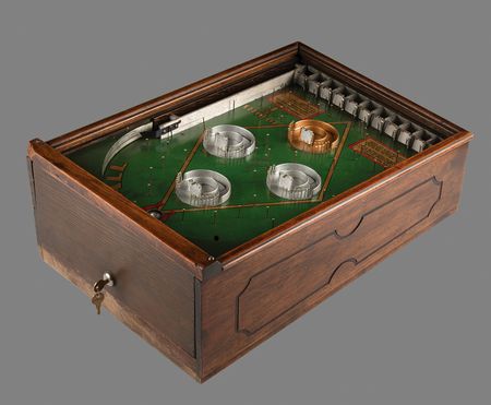 Lot #6191 Antique 'Pure Mechanical' Pinball Machines (6) - Museum-Quality Gaming Collection from the Early 1930s - Image 27